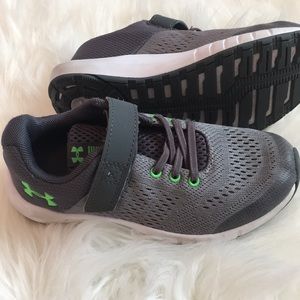 Under Armour Shoes (child)